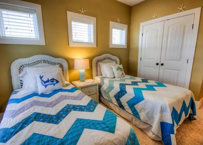 Luxury Townhouse W/ Golf Cart & Private Elevator