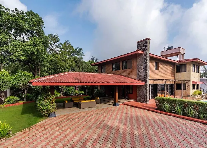 Stayvista'S Woodstone Villa - Heated Pool & Activities