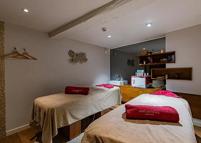 Resort: Logis Hostellerie des Clos