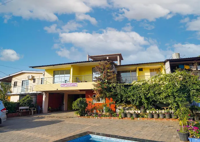 Berry Fresh Stays Mahabaleshwar With Pool