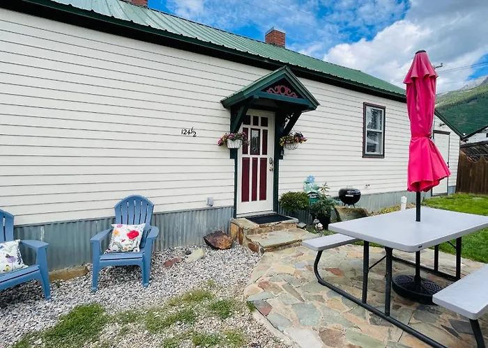 Shotgun House