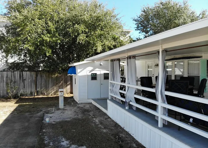 Family Friendly Beach Home Located In Beautiful Miramar Beach, Fl