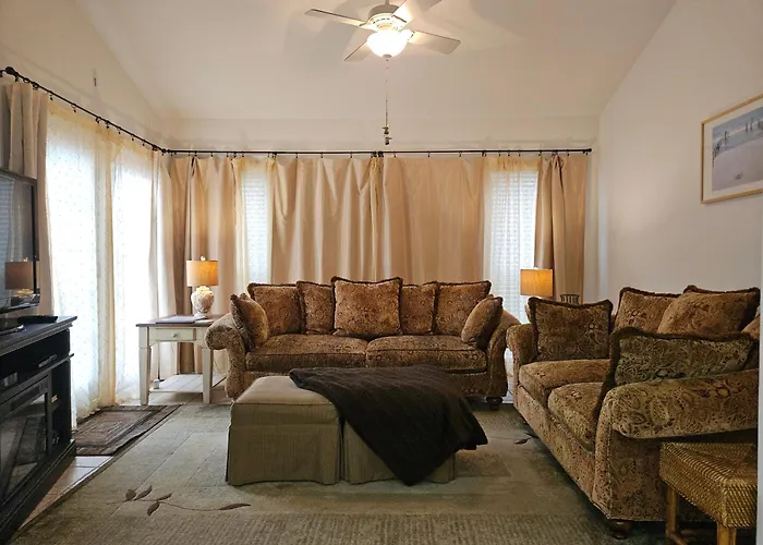 Spectacular Spacious Beach Villa Near Bethany Beach