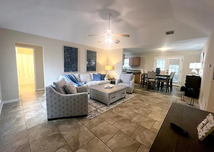 Entire Home In Foley, Alabama, United States