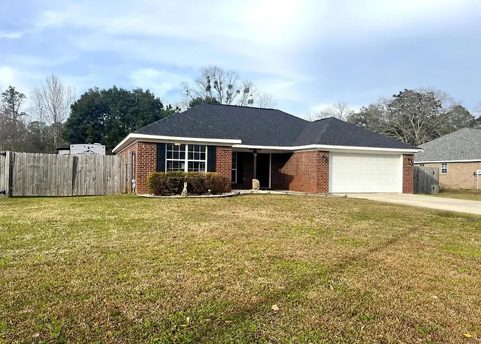 Entire Home In Foley, Alabama, United States