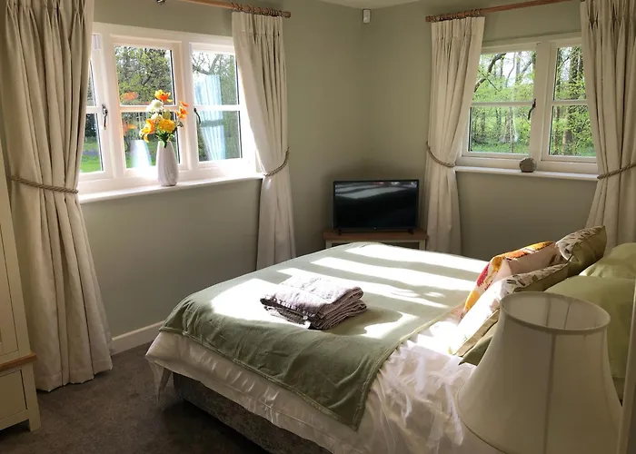 Daweswood Guest Suite - Luxury Retreat With Optional Hot Tub
