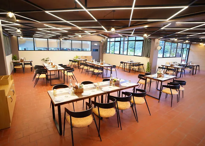 Kid friendly hotel Emerald Urban Comforts