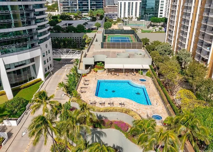 Moana Luxury Residence