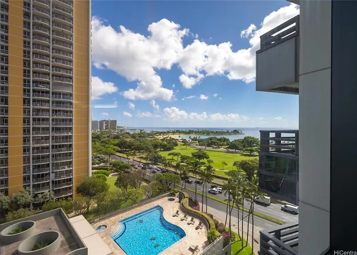Moana Luxury Residence