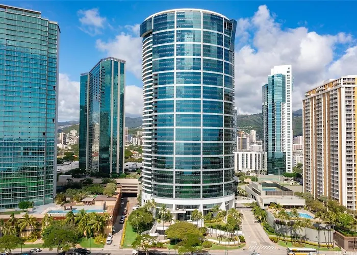 Moana Luxury Residence