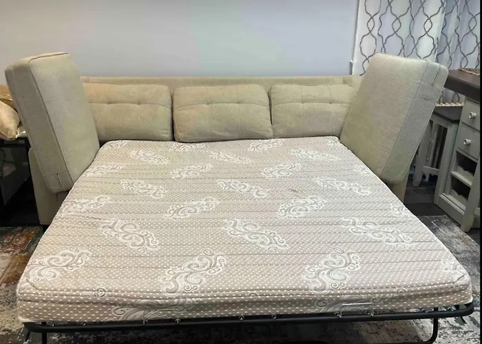 Private Suite In Huntington Station