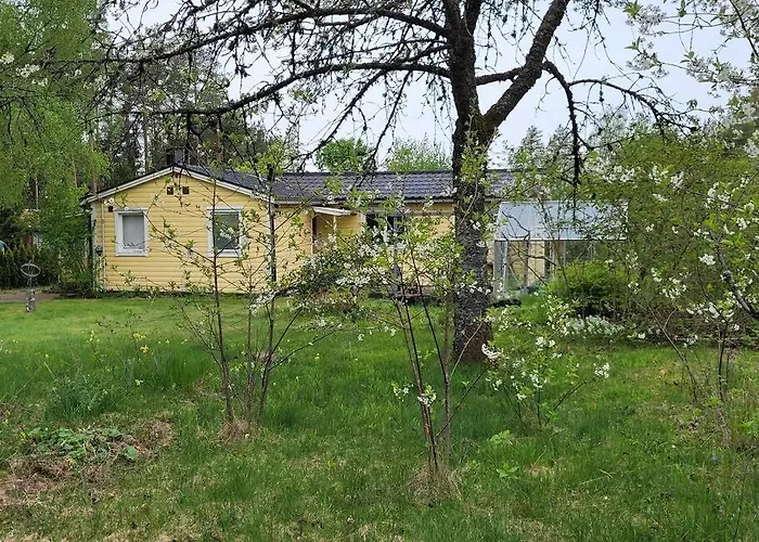 Trevligt Hus/Stuga I Svaertinge