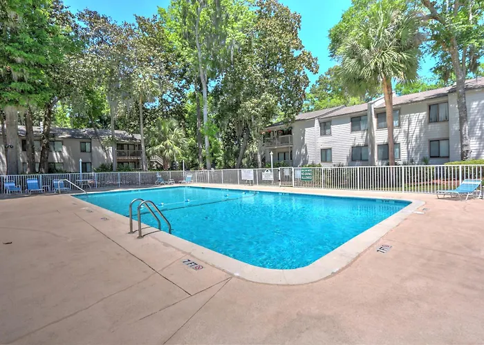 Apartment: 125 Cordillo Parkway