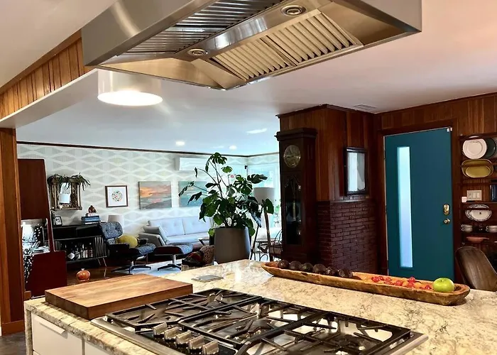 Swanky Midcentury Ranch