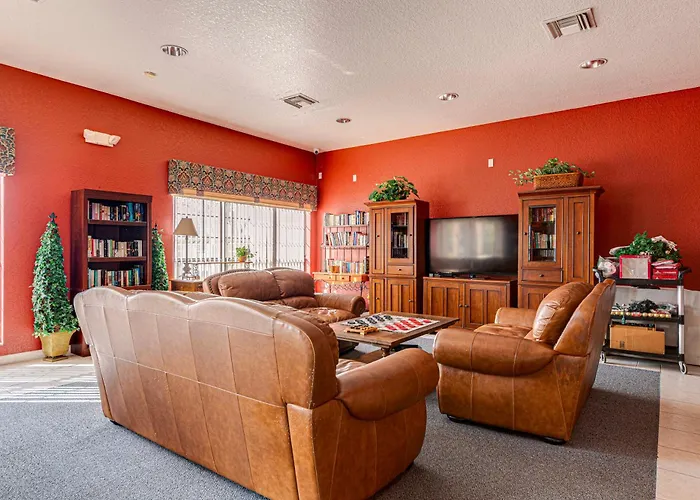 Dream Villa - New 4Br/3Ba - 6 Miles From Disney