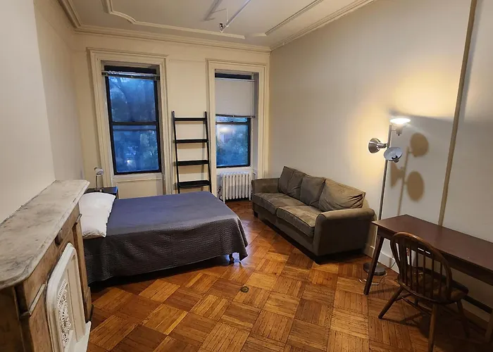 New York City Guest House 2