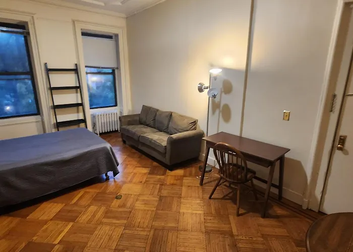 New York City Guest House 2