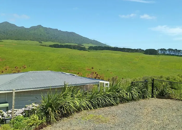 Raglan'S Tranquil Garden Retreat - Moa Stone Estate