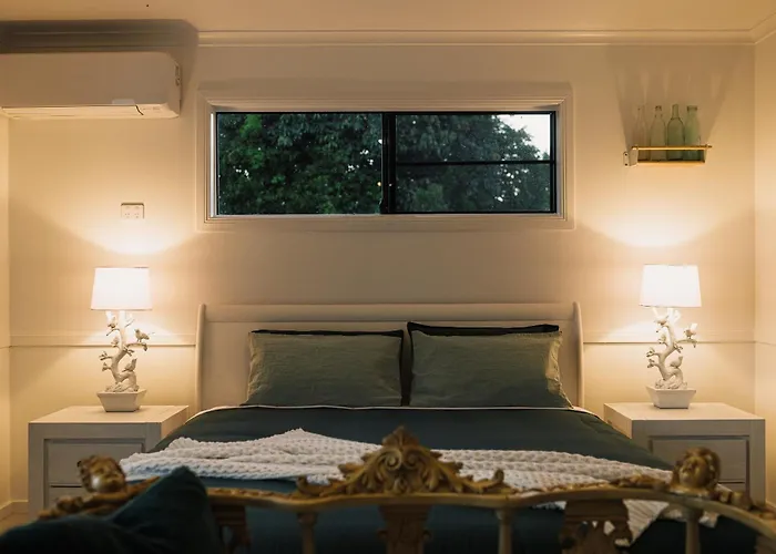 Spearmint House - Art Deco Gem In Misty Mountains