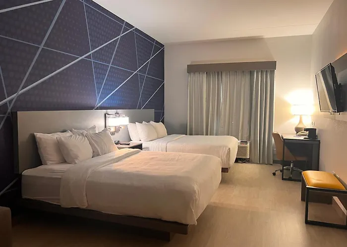 Comfort Suites Airport