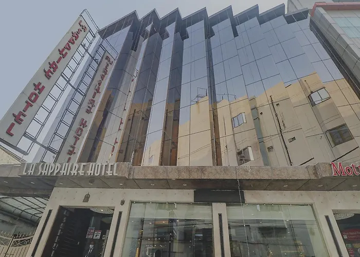 Townhouse 517 La Sapphire Near Delhi Airport