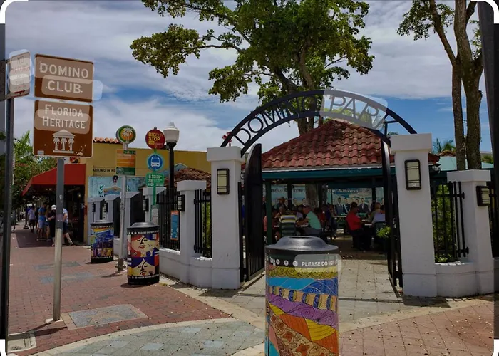 Blue Little Havana