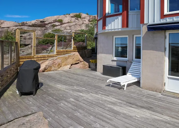 Seafront With Terrific View By Ajf Dream Living