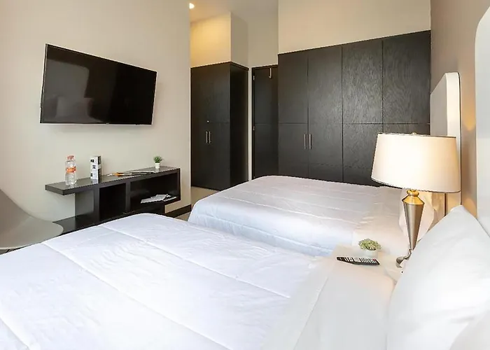 Laviu B&B Luxe Suites