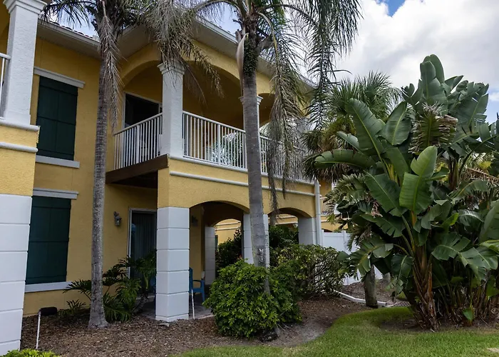 Luxury Cearra Del Ray Townhome Seconds To Beach 2-Car Garage