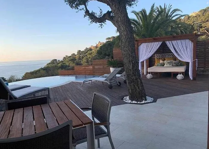 Estilo Mediterraneo A 200 M Playa Con Piscina