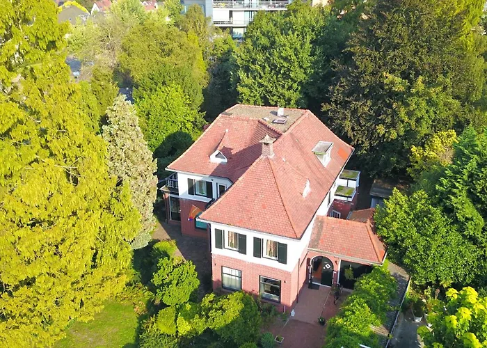 Guesthouse Villa De Eikhof