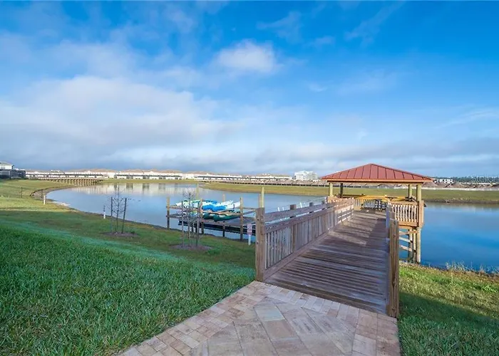 Luxury Home Inside Champions Gate - No Extra Fees