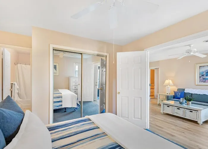Lighthouse Point Villas