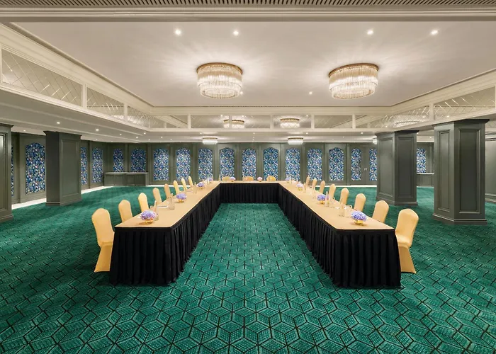 Tajview, Agra-Ihcl Seleqtions