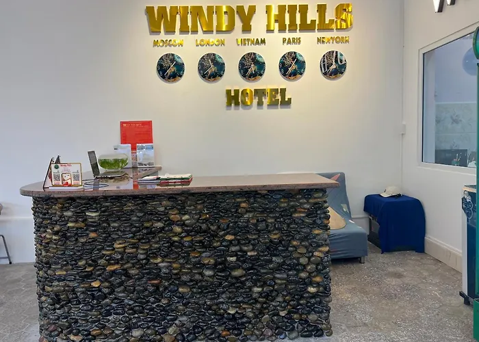 Windy Hills Hotel