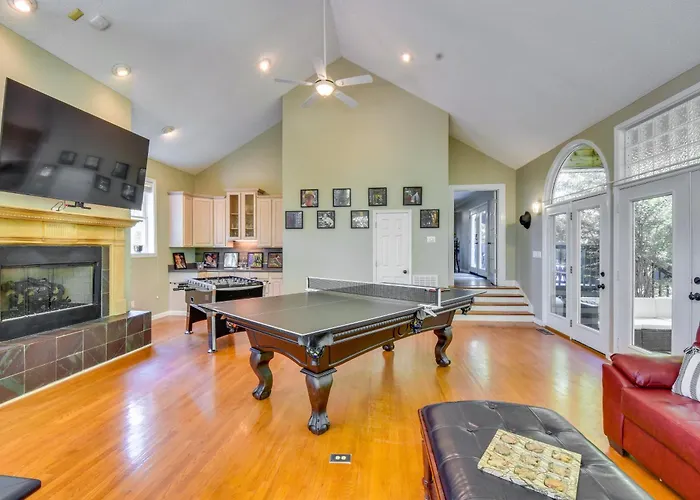 Clemson Game Day Villa Near Campus & Lakes