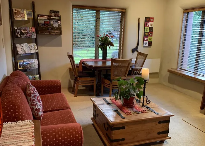 Tussock Cottage
