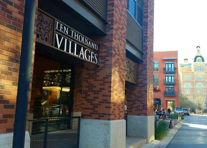 Urban Elegance Retreat