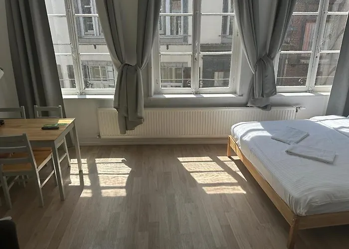 Bed College