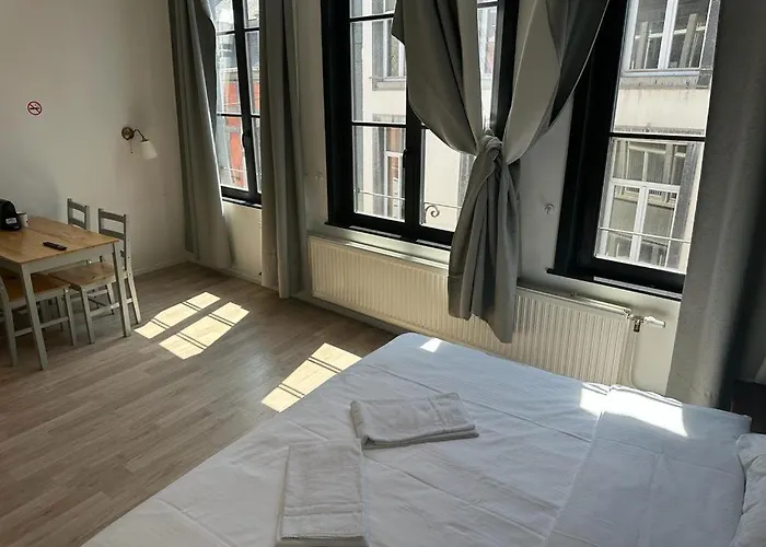 Bed College