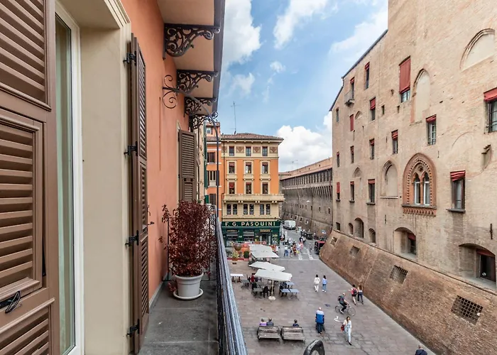 Casa Isolani Guest House Piazza Maggiore