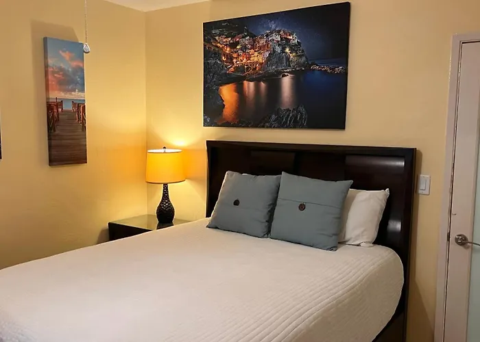 Billy'S Resort- Men Only - Solo Hombres