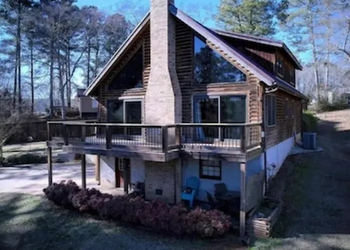 Gorgeous Cabin By Lake With Waterview And Walking Access
