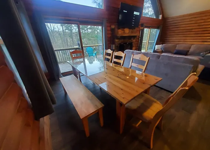Gorgeous Cabin By Lake With Waterview And Walking Access
