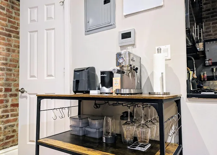 Lovely Room At 3 Bedroom Apt At The Heart Of East Village