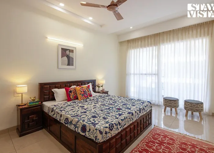 Stayvista At Rootanian With Bathtub & Terrace