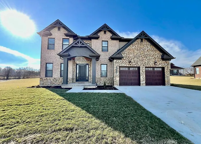 Luxury Home Incredible Master Suite Liberty Twp Oh