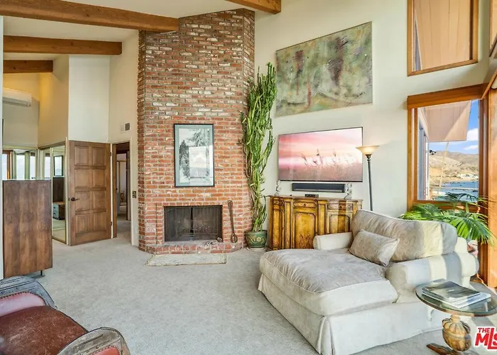 Villa Rylee