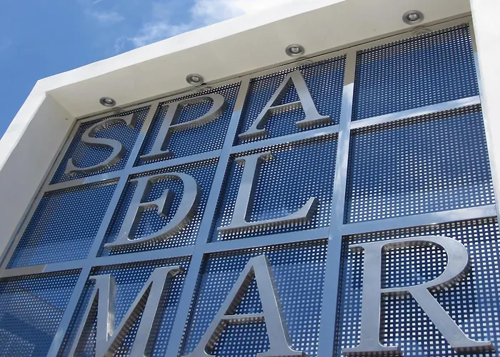 Hotel de 3 estrellas: Del Mar Hotel & Spa