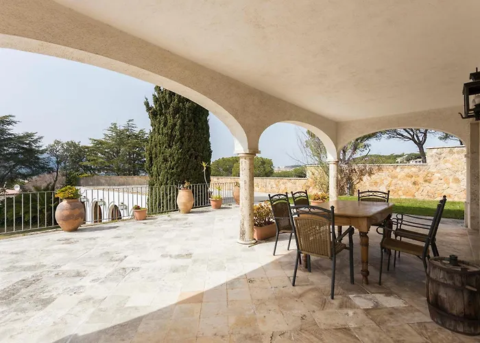 Villa Maricel